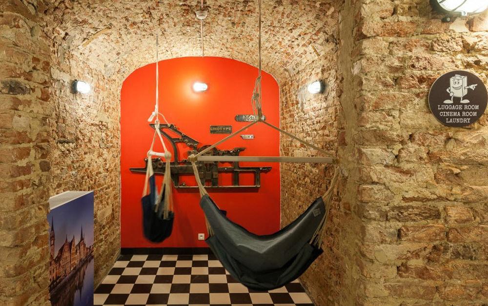Backstay Hostel Гент Екстериор снимка