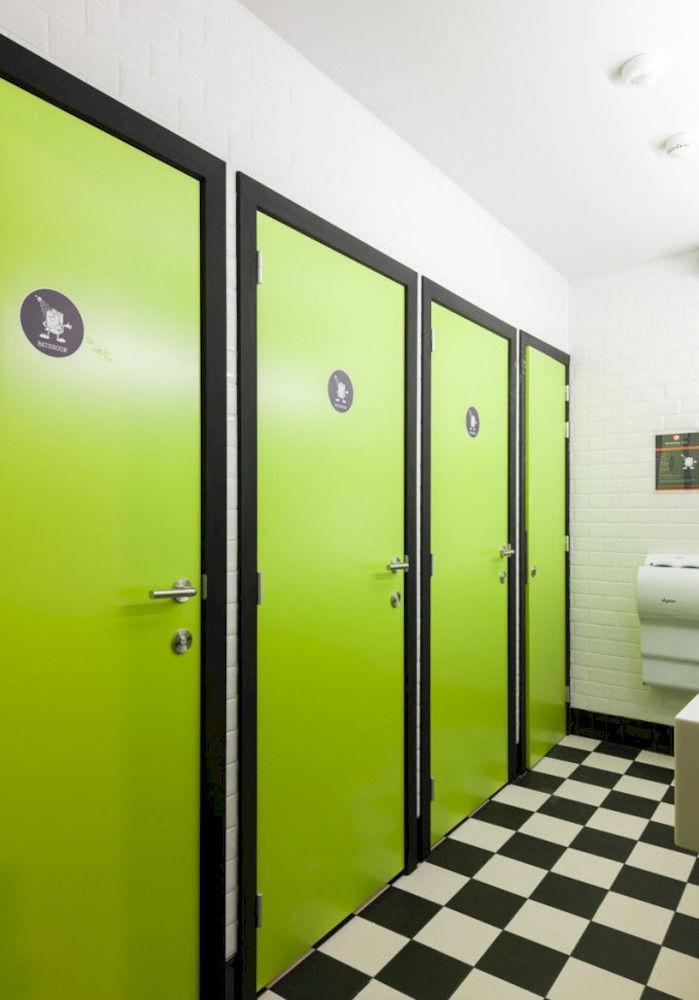 Backstay Hostel Гент Екстериор снимка