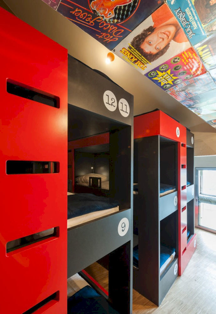 Backstay Hostel Гент Екстериор снимка